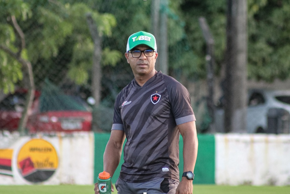 Surian prevê dureza para o Botafogo-PB diante do Volta Redonda na 8ª rodada da Série C