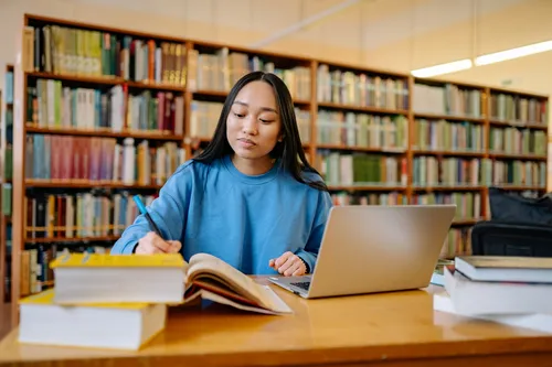 
				
					ENEM 2023: como fazer inscrição, data das provas e como estudar
				
				