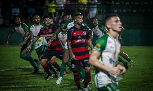 
                                        
                                            Campinense esbarra em erros do Paraibano ao empatar na estreia da Série D
                                        
                                        