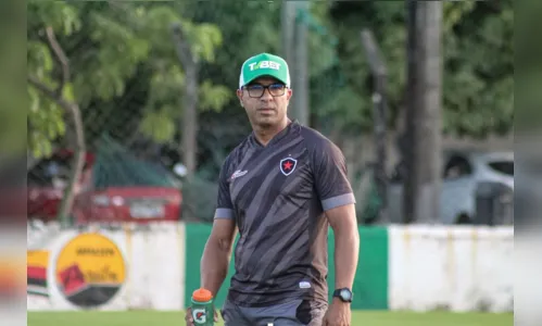 
				
					"O Surianismo está Belo!": Max Oliveira analisa momento do Botafogo-PB
				
				