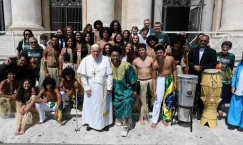 
                                        
                                            Projeto social paraibano apresenta espetáculo para o Papa Francisco no Vaticano
                                        
                                        