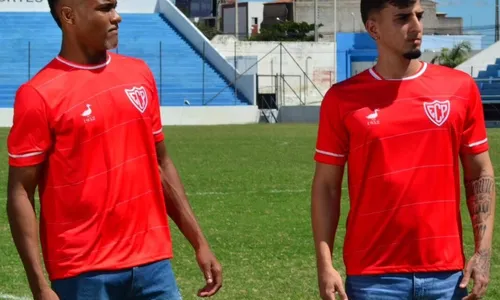 
                                        
                                            Esporte de Patos lança camisa retrô, em alusão aos anos 60
                                        
                                        