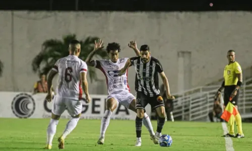
				
					Botafogo-PB empata mais uma, mas segue no G-8 da Série C
				
				