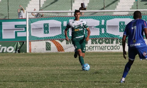 
                                        
                                            Sousa vence o Iguatu com gol nos minutos finais e volta ao G-4 na Série D
                                        
                                        