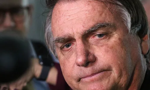 
                                        
                                            TSE torna Bolsonaro inelegível por 8 anos
                                        
                                        