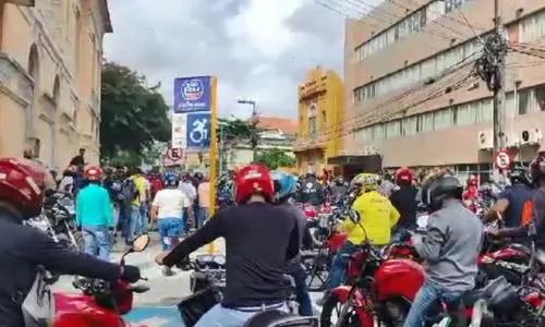 
                                        
                                            Mesmo com protesto de ‘motoapps’, CMJP adia debate para após o recesso
                                        
                                        