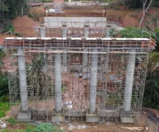 Ponte que vai ligar três ruas, nos Bancários, à UFPB está com 70% das obras concluídas