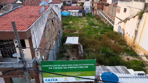 
				
					Obras inacabadas deixam agricultores sem água e marchantes sem matadouro na Paraíba
				
				