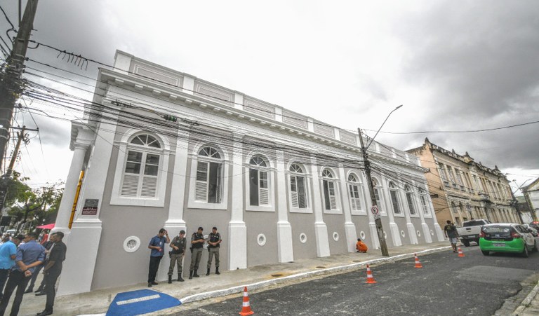 
				
					Quais são e onde ficam as bibliotecas públicas na Paraíba
				
				