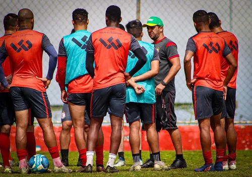 
				
					Em jogo com 4 pênaltis, Campinense vence o Pacajus e se despede da Série D
				
				