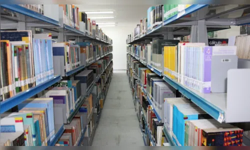
				
					Dia Nacional do Cordel: conheça biblioteca com acervo com mais de 18 mil cordéis
				
				