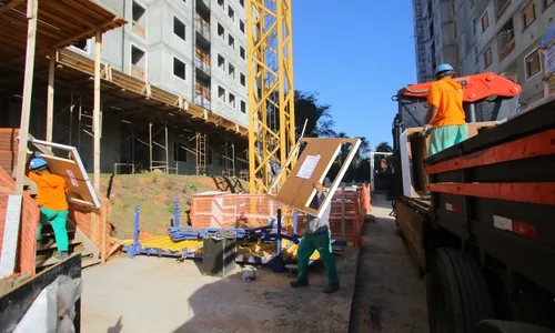 
                                        
                                            Construtora oferece 28 vagas em canteiro de obras em João Pessoa
                                        
                                        