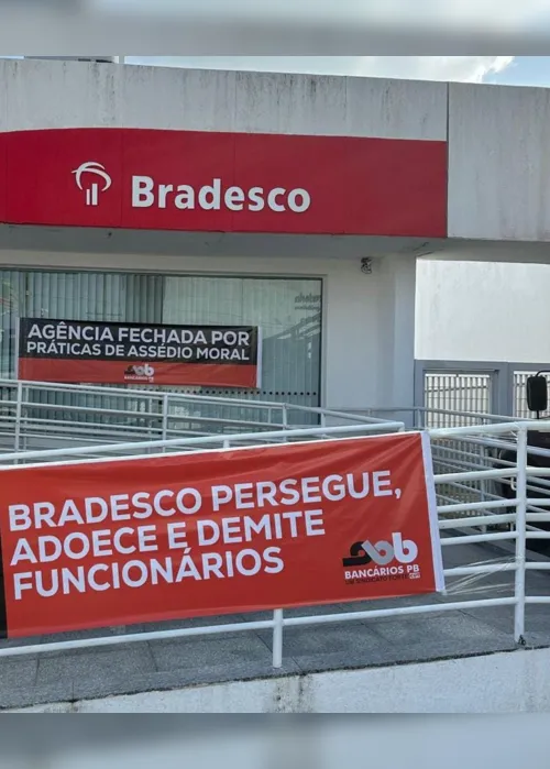 
                                        
                                            Sindicato fecha agência bancária após denúncias de assédio moral, em João Pessoa
                                        
                                        
