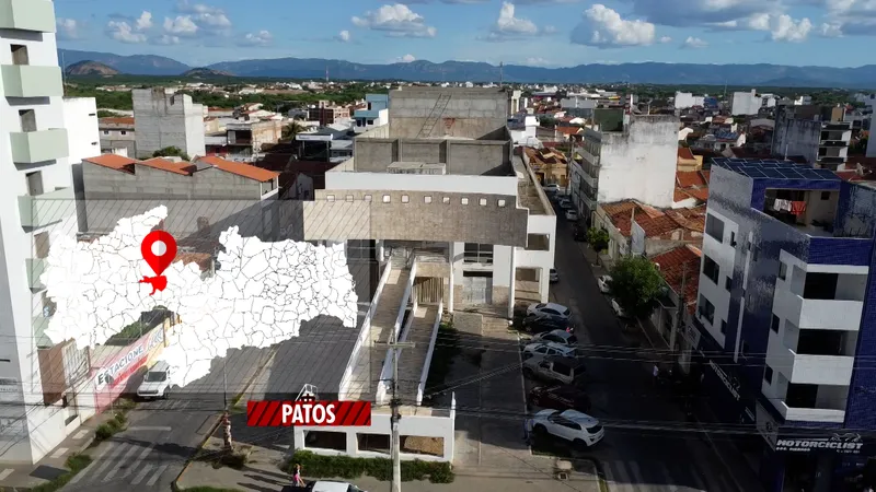 Obras Inacabadas: população lamenta abandono de casas e espera por um teatro há uma década