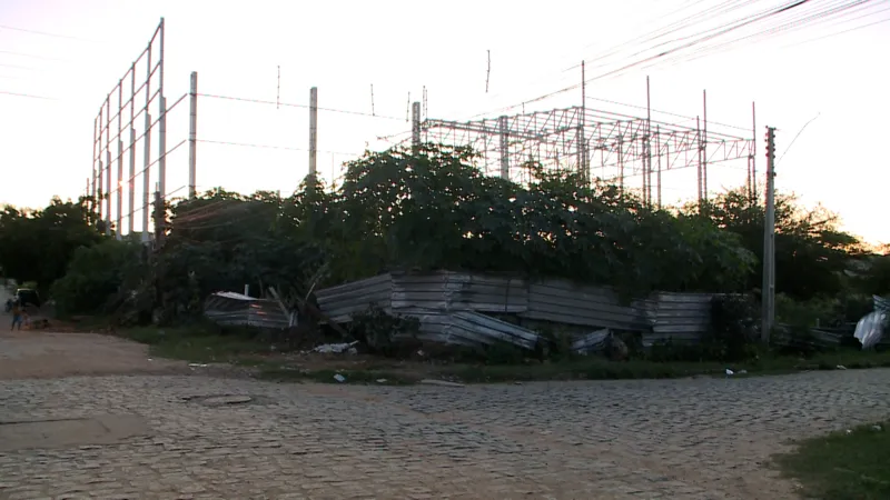 Obras Inacabadas: no Sertão, população espera pela conclusão de unidades de saúde e complexos esportivos
