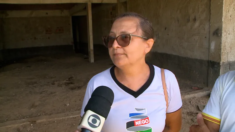 Obras Inacabadas: no Sertão, população espera pela conclusão de unidades de saúde e complexos esportivos
