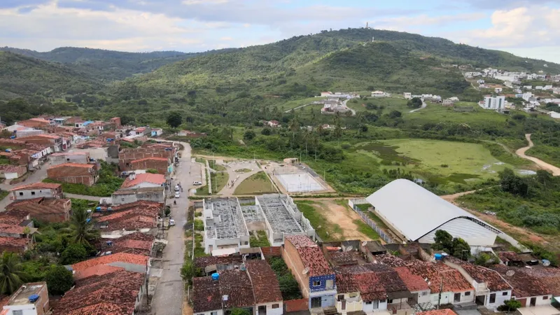 Obras Inacabadas: Paraíba tem mais de 60 escolas e creches paradas e governo federal promete retomada