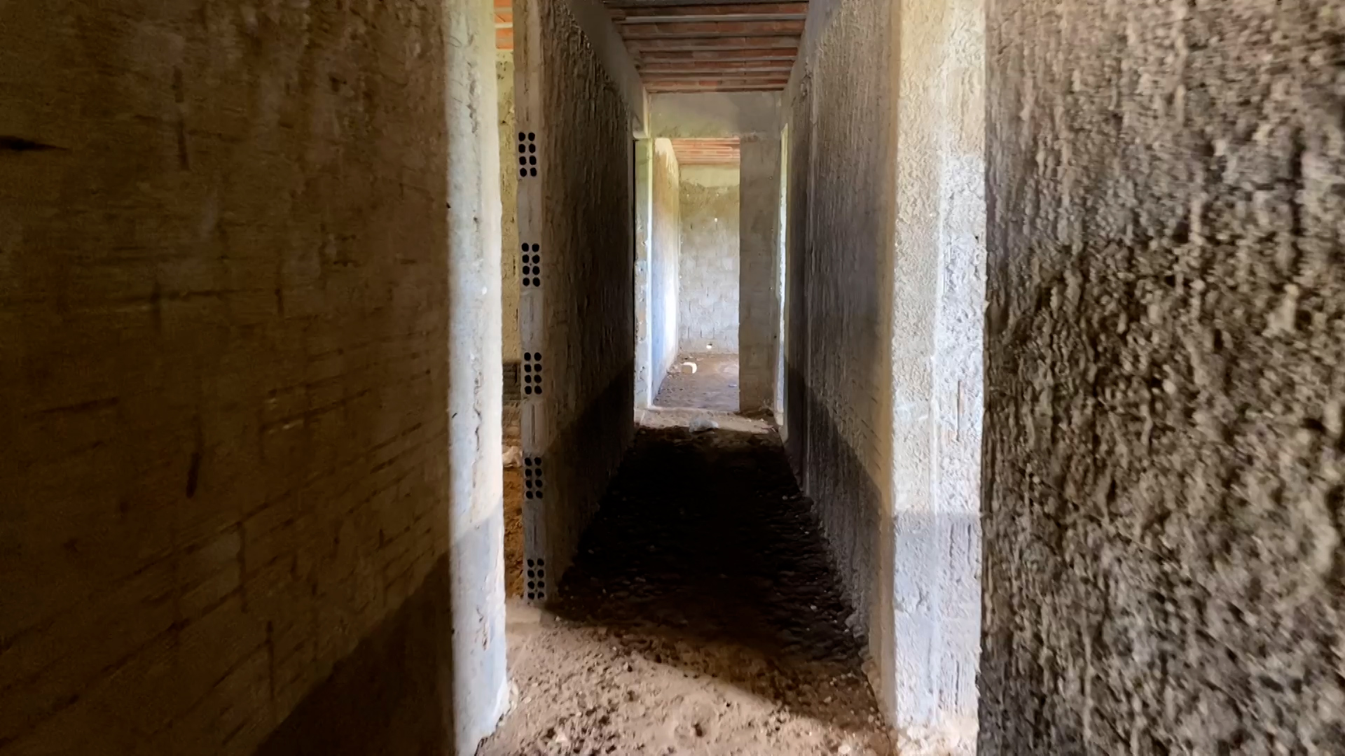 Obras Inacabadas: no Sertão, população espera pela conclusão de unidades de saúde e complexos esportivos