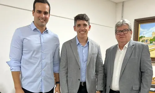 
                                        
                                            Encontro de Tovar com João é resposta a nomeações de aliados de Veneziano na gestão Bruno
                                        
                                        