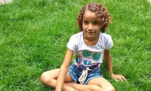 
                                        
                                            Caso Ana Sophia: polícia confirma que menina entrou na casa de suspeito foragido antes de desaparecer
                                        
                                        