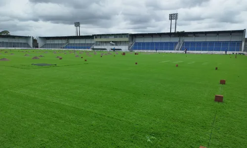 
                                        
                                            Estádio da Graça: confira imagens da nova grama sintética
                                        
                                        