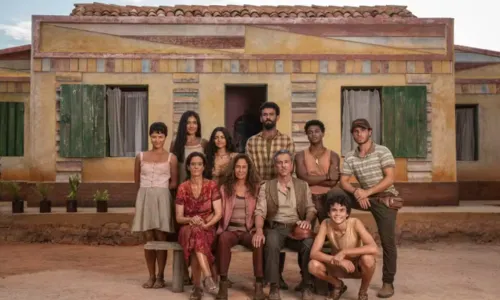 
				
					'No Rancho Fundo': Elba Ramalho regrava clássico para abertura de novela
				
				