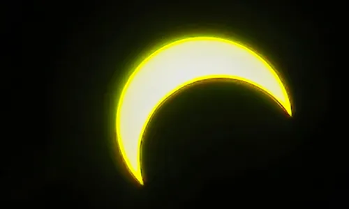 
                                        
                                            O eclipse emociona porque põe a gente em contato direto com o que a natureza tem de belo
                                        
                                        