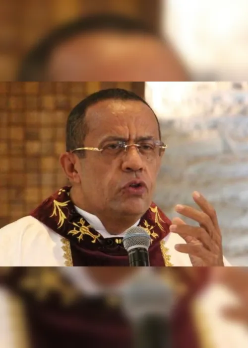 
                                        
                                            Padre Zé: ministro mantém prisão de padre Egídio e situação do religioso se complica
                                        
                                        