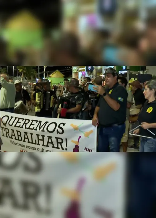 
                                        
                                            Músicos realizam manifestação contra TAC da orla de João Pessoa
                                        
                                        