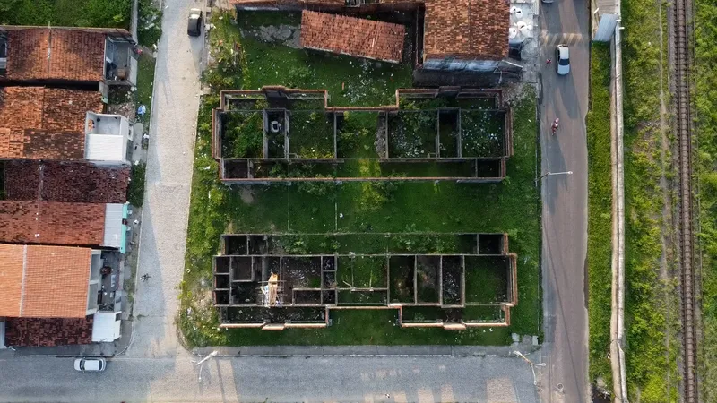 Obras inacabadas: crianças ficam sem creche em Baía da Traição, Rio Tinto, Bayeux e Conde