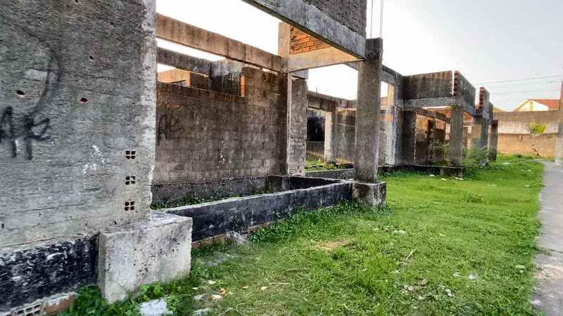 Obras inacabadas: crianças ficam sem creche em Baía da Traição, Rio Tinto, Bayeux e Conde