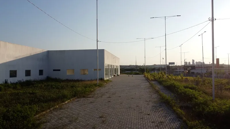 Obras Inacabadas: hospital incompleto e postos de saúde abandonados deixam moradores indignados na Paraíba