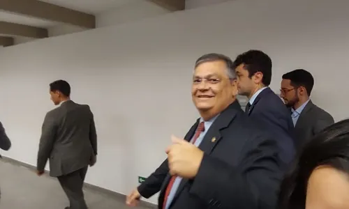 
                                        
                                            Indicado para o STF, Flávio Dino fala de reunião com Veneziano e chama paraibano de ‘amigo querido’
                                        
                                        