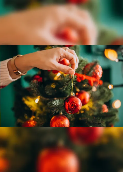 
                                        
                                            Como fazer um Natal barato e simples
                                        
                                        