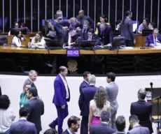 OPINIÃO: fundo eleitoral de R$ 4,9 bilhões é, mais um vez, um tapa na cara do brasileiro
