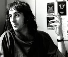 Sequela respiratória da Covid mata o mais importante dos guitarristas de Paul McCartney