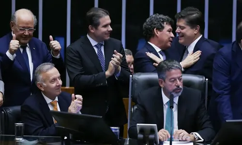 
                                        
                                            Câmara aprova Reforma Tributária com voto a favor da maioria dos paraibanos; confira
                                        
                                        