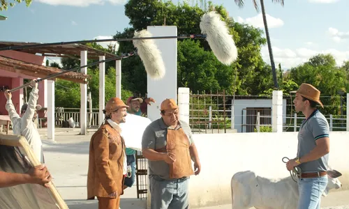 
                                        
                                            Rede Paraíba e equipe de 'O Sertão Vai Vir ao Mar' recebem votos de aplausos após recorde de audiência na TV Globo
                                        
                                        