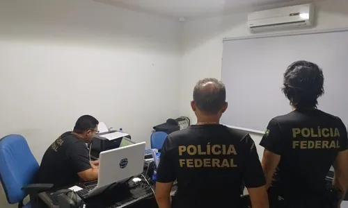 
                                        
                                            Polícia Federal faz operação para conter listas ‘fantasmas’ de seguranças em shows de Campina Grande
                                        
                                        