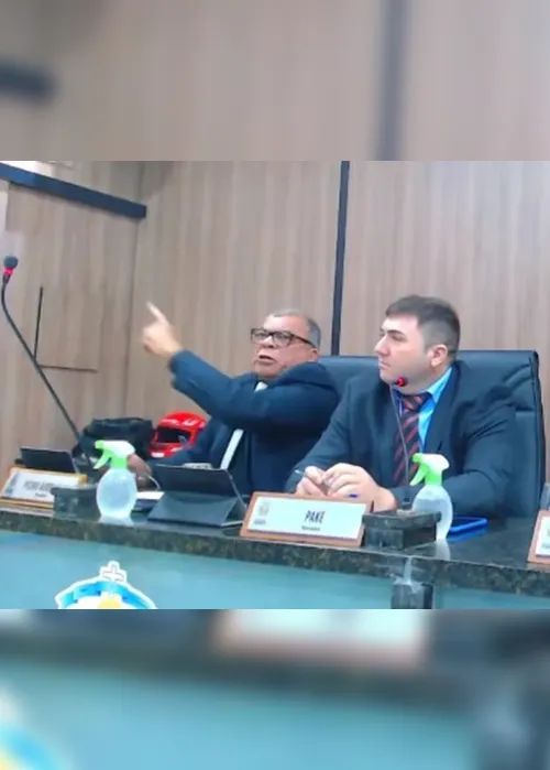 
                                        
                                            VÍDEO: Vereador da Paraíba que admitiu bater em mulher em sessão 'é cancelado' e será alvo de investigação
                                        
                                        