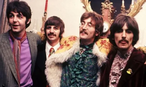 
                                        
                                            Aniversariante do mês, o álbum menos importante dos Beatles é...
                                        
                                        