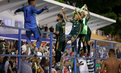 
				
					Careca brilha nos pênaltis e vira herói do Altos contra o Santa Cruz na Pré-Copa do Nordeste
				
				