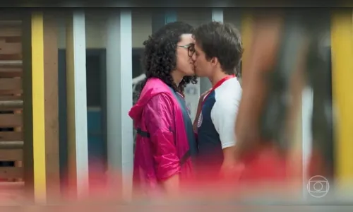 
				
					Protagonista do primeiro beijo gay em Malhação fala sobre desafios de ser trans
				
				