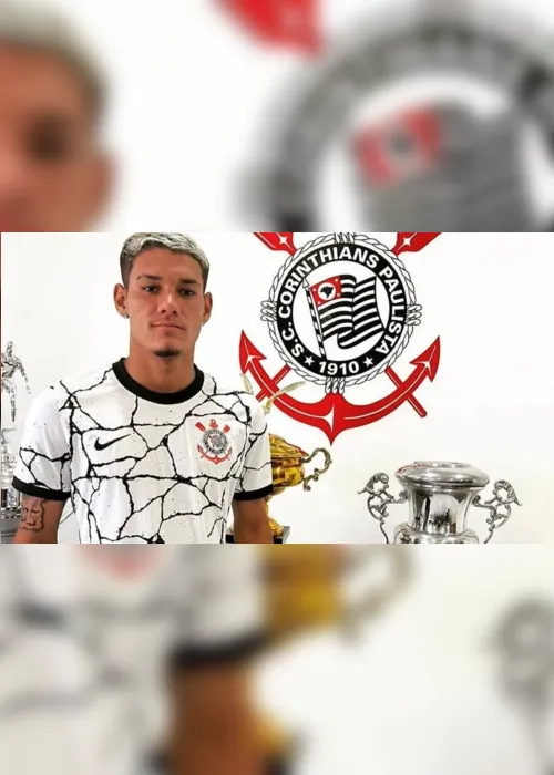 
                                        
                                            Jogador do Corinthians vinha conversando há três semanas com mulher que morreu durante relação sexual
                                        
                                        