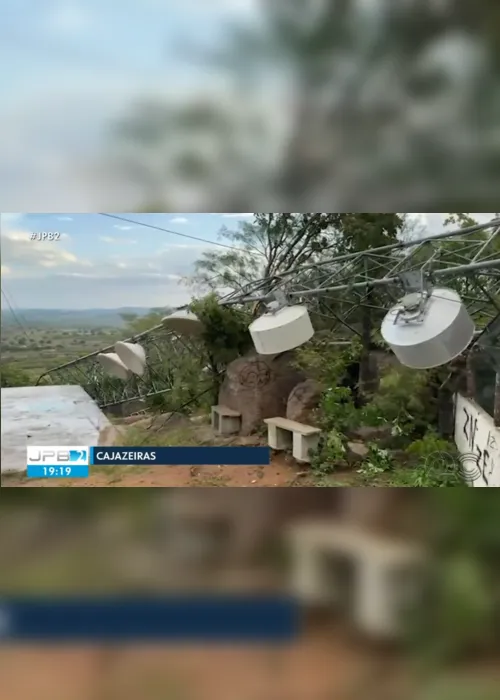 
                                        
                                            Chuvas no Sertão: granizo e ventania com destruição são registrados
                                        
                                        