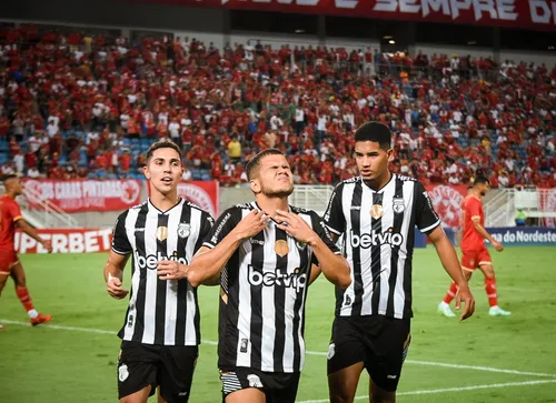 
				
					América-RN x Treze pela Copa do Nordeste 2024: Mecão e Galo empatam em 2 a 2 em Natal
				
				