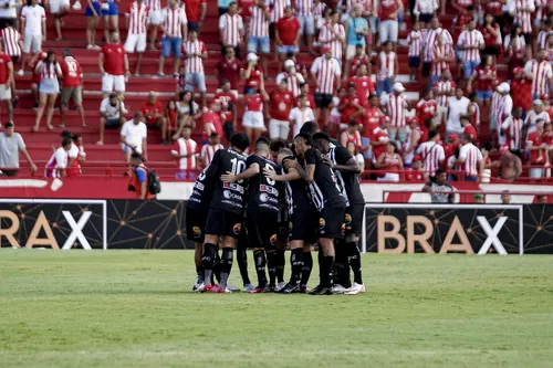 
				
					Náutico x Botafogo-PB: Belo vence por 1 a 0 e estreia com pé direito no Nordestão
				
				