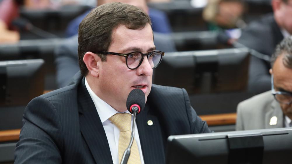 
                                        
                                            Gervásio Maia retira PSB do 'blocão' comandado por Arthur Lira na Câmara Federal
                                        
                                        