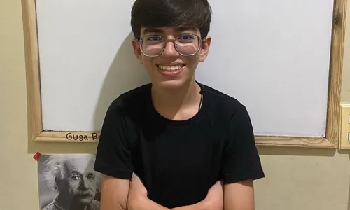 
                                        
                                            Estudante de 14 anos usa TikTok para responder questões de matemática do vestibular mais difícil do Brasil
                                        
                                        