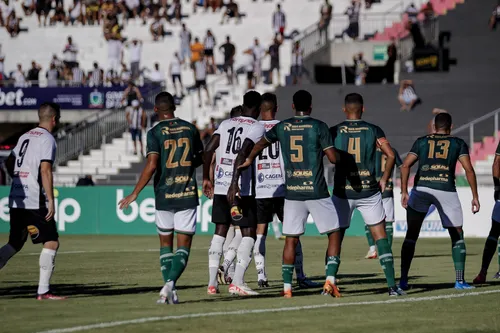 
				
					Botafogo-PB avança às semifinais do Paraibano após empate com o Sousa
				
				